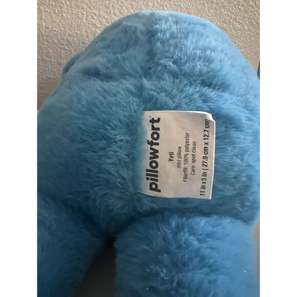 Pillowfort Yeti Blue Monster Huggable Plush Stuffed Animal 19” - Picture 5 of 6